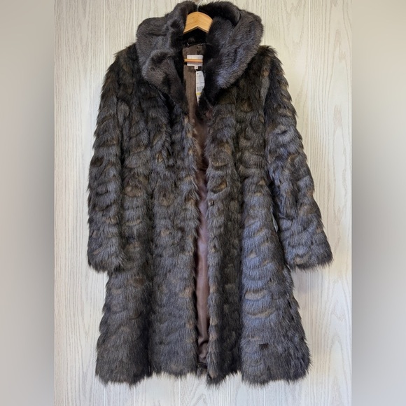 Laundry By Shelli Segal Jackets & Blazers - Laundry by Shelli Segal Faux Fur Brown Hooded Winter Coat Size M NWT
